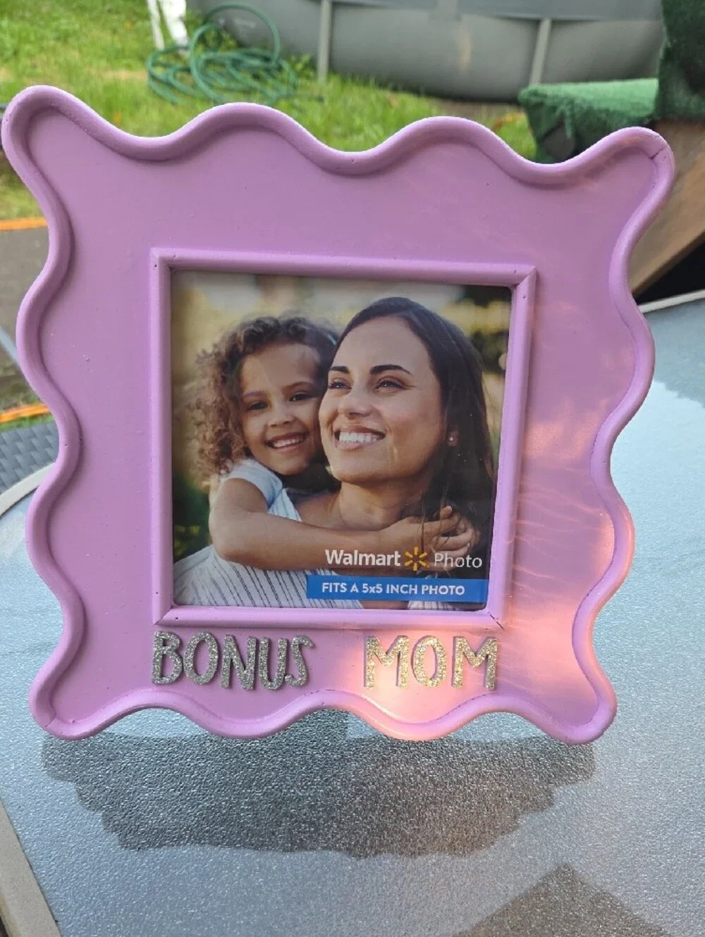 Bonus Mom Lavender Scalloped Photo Frame